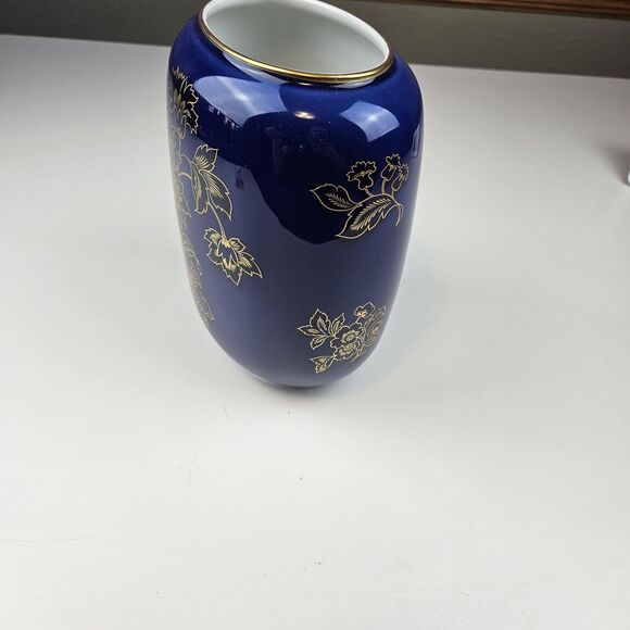 Heinrich German Echt Kobalt 8” Vase Cobalt Blue Gold Floral - Picture 4 of 9